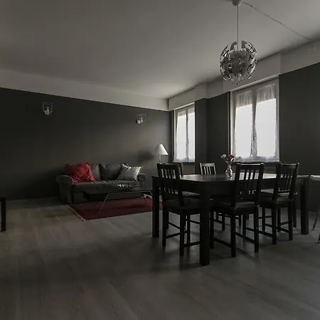 Апартаменты Cittadella 12 *