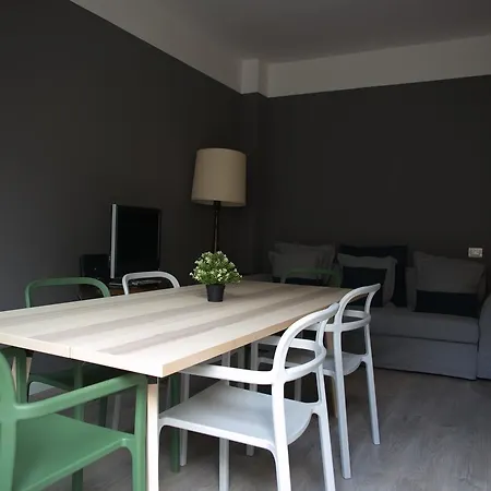 Апартаменты Cittadella 12 *